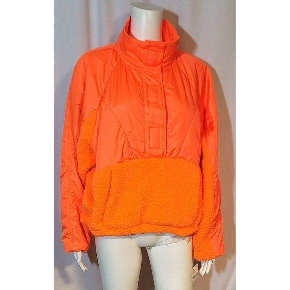 NWT - Free People Movement Journey Ahead 1/2 Closure Jacket - Size S - Picture 1 of 13